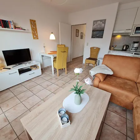 Museumstr 18, Whg 10 *